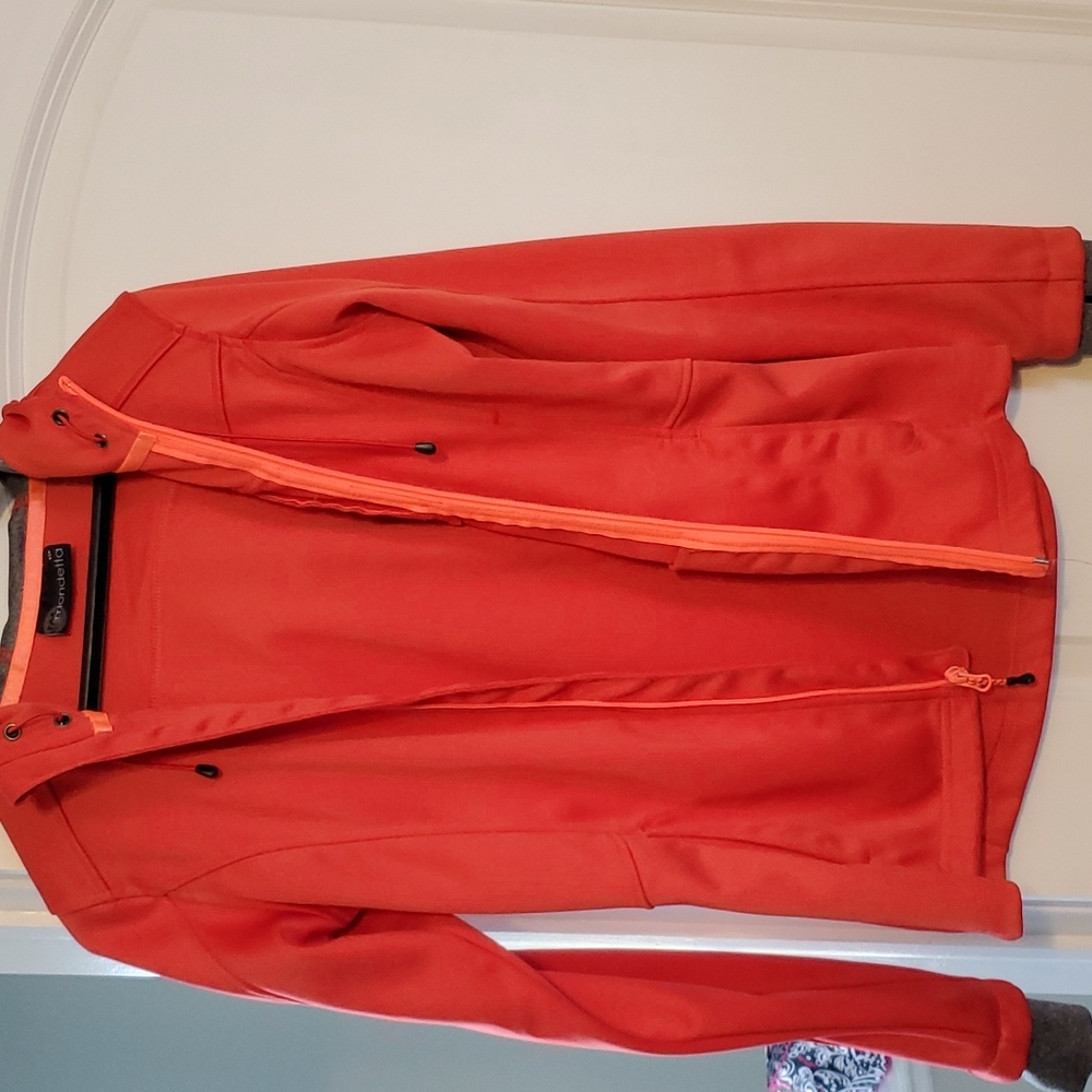 Athletic jacket
